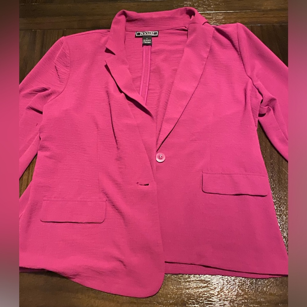 Large Women’s New York Clothing Company Magenta Blazer